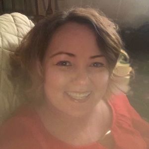 Meet your Posher, Becky